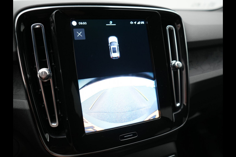 Volvo XC40 Recharge Twin Core 78 kWh 408pk Dealer O.H. | Warmtepomp | Camera | Stoelen & Stuur Verwarmd | Google Assistent | Apple Carplay | Cruise Control | DAB | Virtual Cockpit |