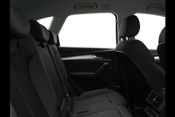 Audi Q5 55 TFSI e S Line PHEV 367pk Dealer O.H. | Voorstoelen Verwarmd | Apple Carplay | Keyless Entry | Drive Select | Cruise Control | DAB | 18"L.M | Navigatie | Plug In Hybrid |