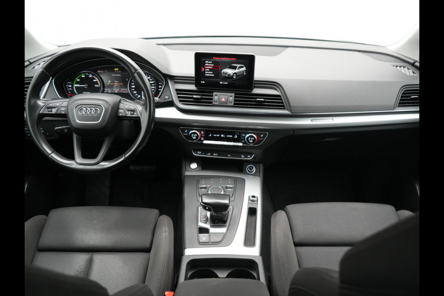 Audi Q5 55 TFSI e S Line PHEV 367pk Dealer O.H. | Voorstoelen Verwarmd | Apple Carplay | Keyless Entry | Drive Select | Cruise Control | DAB | 18"L.M | Navigatie | Plug In Hybrid |