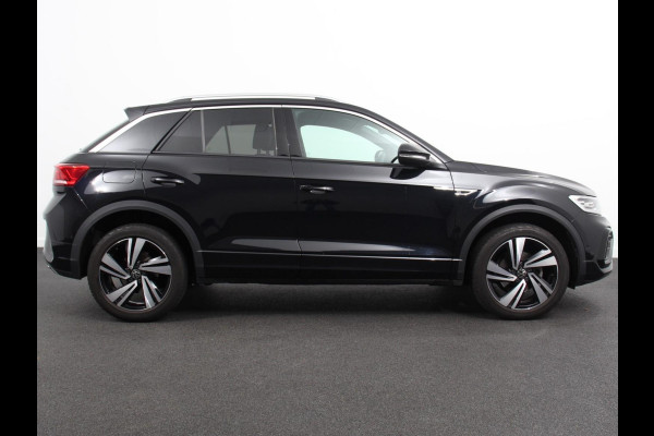 Volkswagen T-Roc 1.5 eTsi R-Line Edition Automaat Navigatie Apple Carplay/Android Auto Camera Parkeersensoren Adaptive Cruise Control Stoelverwarming Virtual Cockpit Elektrische achterklep Getinte ramen Climate Control