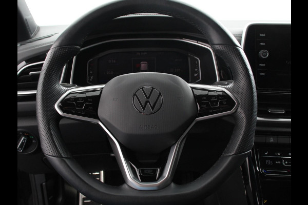 Volkswagen T-Roc 1.5 eTsi R-Line Edition Automaat Navigatie Apple Carplay/Android Auto Camera Parkeersensoren Adaptive Cruise Control Stoelverwarming Virtual Cockpit Elektrische achterklep Getinte ramen Climate Control