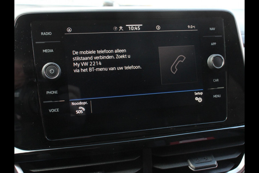 Volkswagen T-Roc 1.5 eTsi R-Line Edition Automaat Navigatie Apple Carplay/Android Auto Camera Parkeersensoren Adaptive Cruise Control Stoelverwarming Virtual Cockpit Elektrische achterklep Getinte ramen Climate Control