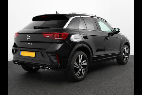 Volkswagen T-Roc 1.5 eTsi R-Line Edition Automaat Navigatie Apple Carplay/Android Auto Camera Parkeersensoren Adaptive Cruise Control Stoelverwarming Virtual Cockpit Elektrische achterklep Getinte ramen Climate Control