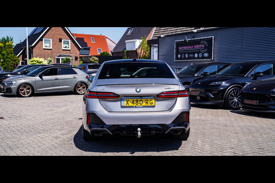 BMW i5 EDrive40 84 kWh | Bowers & Wilkins | Head Up Display | Stoelverkoeling | 360 Camera | AR Camera | Elektrisch trekhaak
