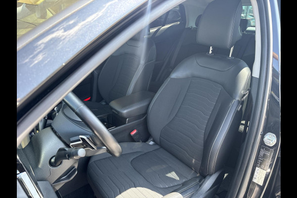 Kia Sportage 1.6 T-GDi Plug-in Hybrid AWD DynamicPlusLine | Stoel & Stuurverwarming | Navi | Adaptive Cruise | Elek. Verstelbare Stoel |