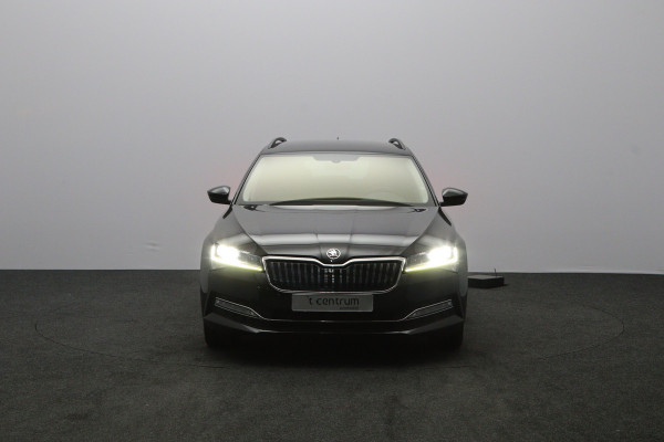 Škoda Superb Combi 1.4 TSI iV 218 PK Business Edition Plus PHEV, Trekhaak, Camera, Leder, LED,