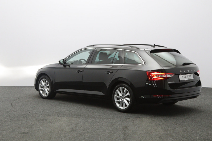 Škoda Superb Combi 1.4 TSI iV 218 PK Business Edition Plus PHEV, Trekhaak, Camera, Leder, LED,