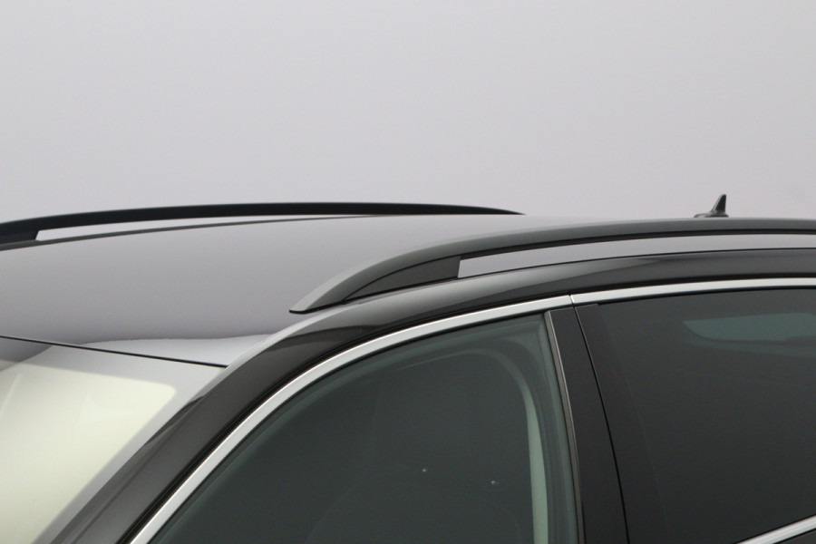 Škoda Superb Combi 1.4 TSI iV 218 PK Business Edition Plus PHEV, Trekhaak, Camera, Leder, LED,