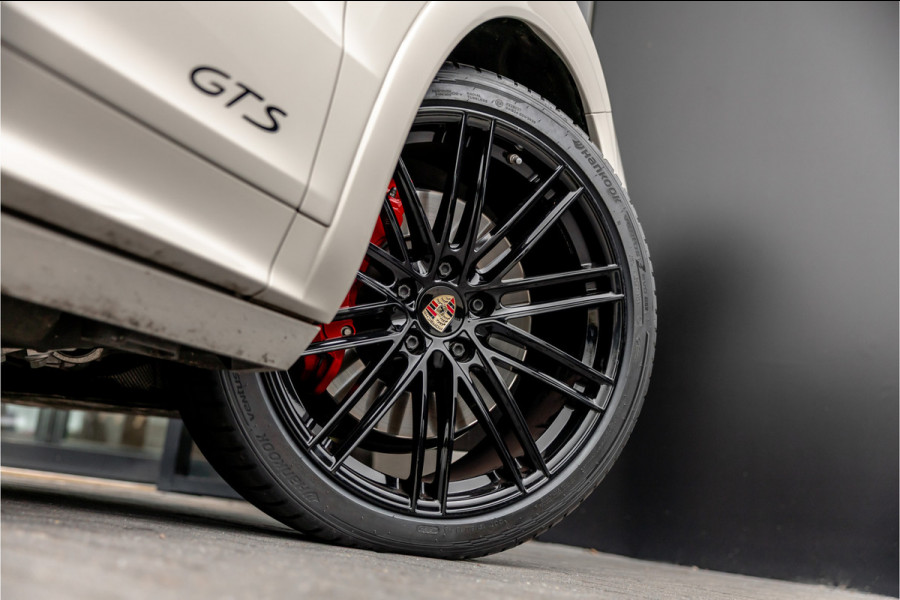 Porsche Cayenne Coupé 4.0 GTS - Sport Chrono | Panorama | Bose | Luchtvering