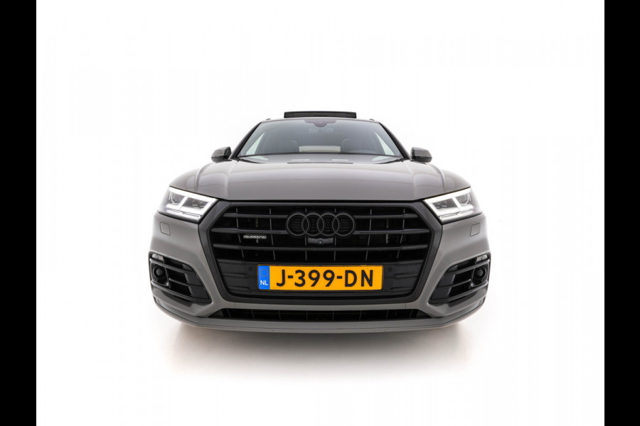 Audi Q5 55 TFSI S-Line Competition Quattro (Plug-In) Aut. *PANO | LEATHER | FULL-LED | HEATED-SPORTSEATS | KEYLESS | CAMERA | NAVI-FULLMAP | PRIVACY-GLASS | DIGI-COCKPIT | CRUISE-ADPAPTIVE | DAB | 21"ALU*