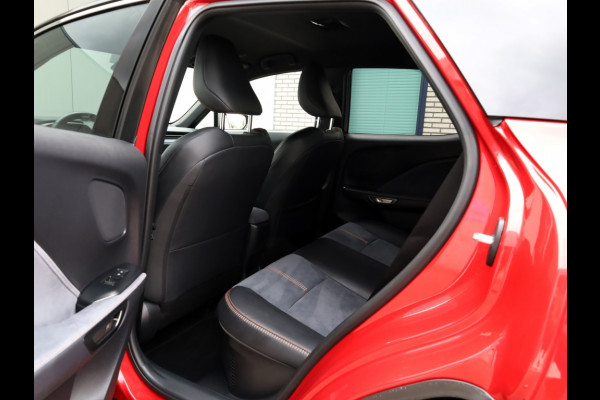 Lexus LBX Cool 2WD | Leder/Alcantara | Memory Seat | Trekhaak