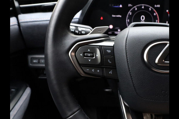Lexus LBX Cool 2WD | Leder/Alcantara | Memory Seat | Trekhaak