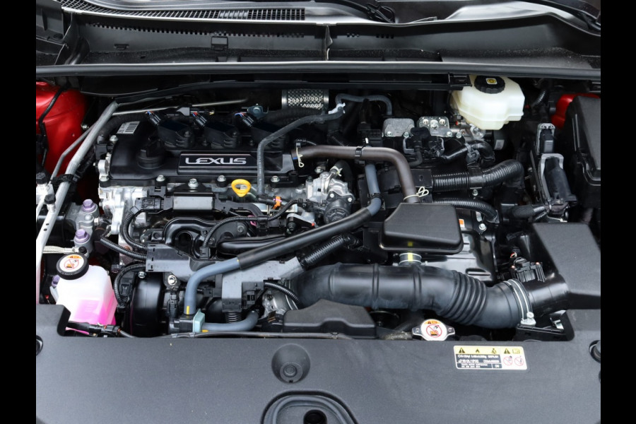 Lexus LBX Cool 2WD | Leder/Alcantara | Memory Seat | Trekhaak
