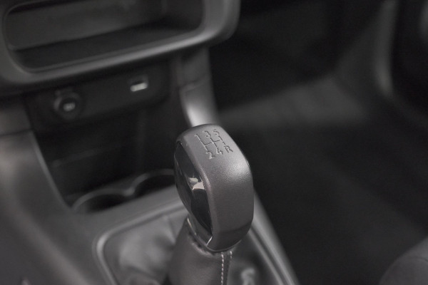 Citroën C3 PureTech 82 S&S Feel Edition | Parkeersensoren | Navigatie | Apple Carplay | Climate Control
