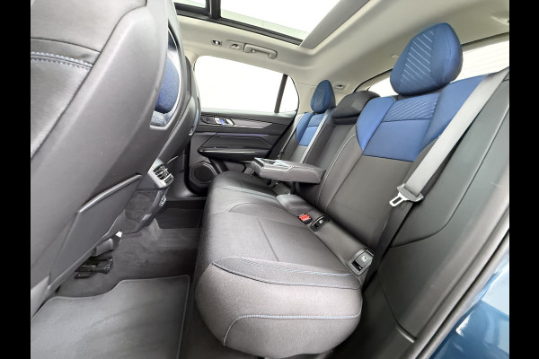 Lynk & Co 01 1.5T PHEV AUT-7 261pk Pano-Schuifdak Lmv 20" 360°Camera Apple Carplay Android Auto Adap.Cruise Navi Pdc Ecc Keyless Led Plug-In  Elek.Memory.Stoel File assistent Dodehoek detector Elektrisch bedienbare achterklep Rijstrooksensor Wifi Verkeersbord detectie Origineel Nederlandse Auto