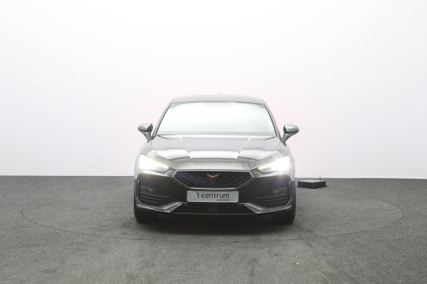 CUPRA Leon 1.4 e-Hybrid VZ 245 PK Performance PHEV, 19" LM Velgen, Winterpakket, Camera, Adap. Cruise Control, DCC