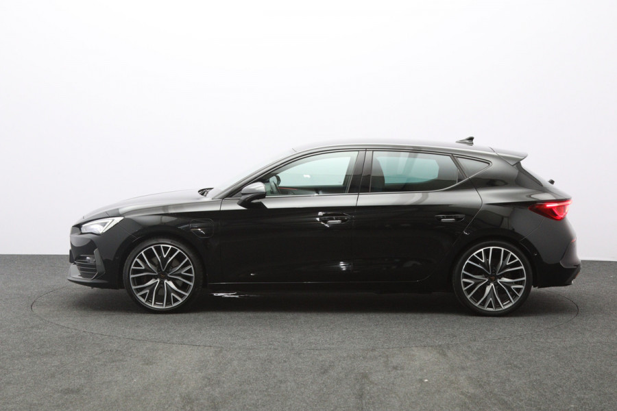 CUPRA Leon 1.4 e-Hybrid VZ 245 PK Performance PHEV, 19" LM Velgen, Winterpakket, Camera, Adap. Cruise Control, DCC