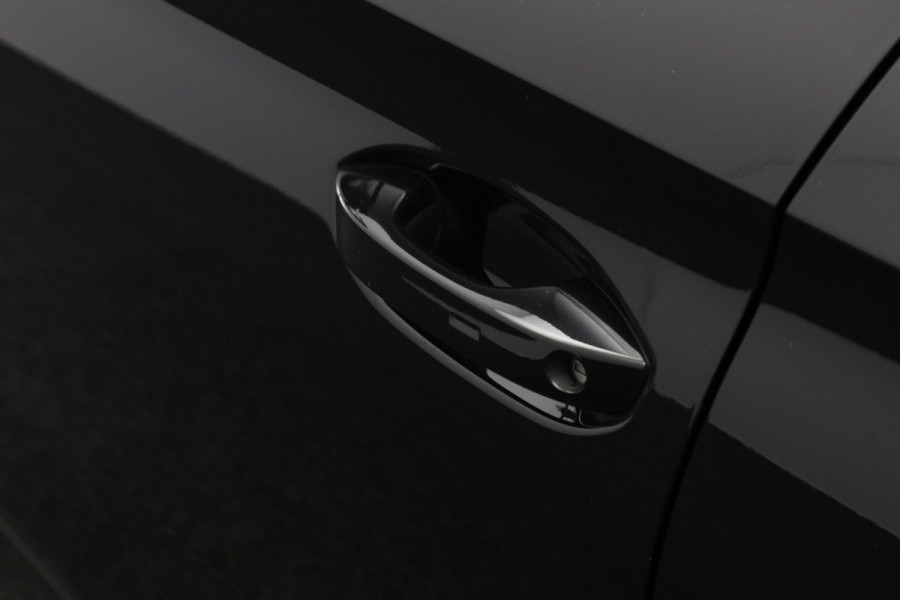 CUPRA Leon 1.4 e-Hybrid VZ 245 PK Performance PHEV, 19" LM Velgen, Winterpakket, Camera, Adap. Cruise Control, DCC