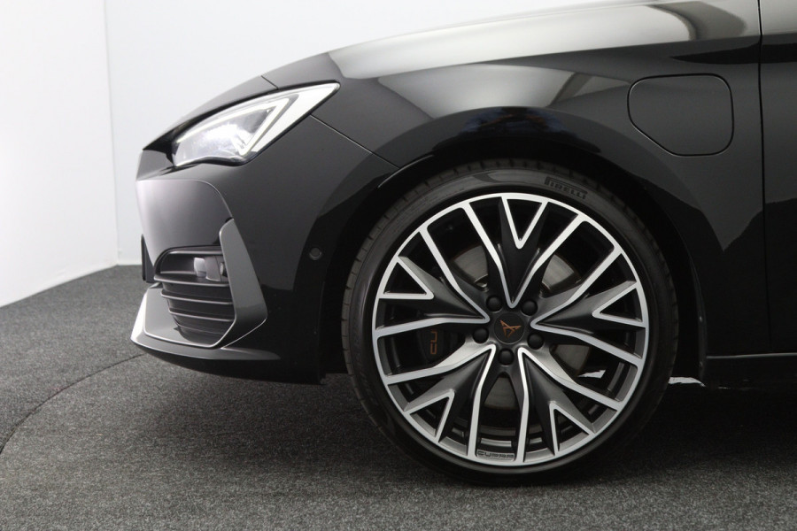 CUPRA Leon 1.4 e-Hybrid VZ 245 PK Performance PHEV, 19" LM Velgen, Winterpakket, Camera, Adap. Cruise Control, DCC