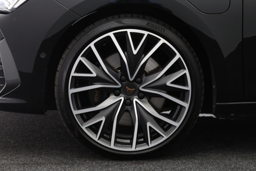 CUPRA Leon 1.4 e-Hybrid VZ 245 PK Performance PHEV, 19" LM Velgen, Winterpakket, Camera, Adap. Cruise Control, DCC