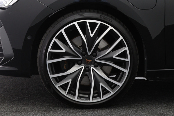 CUPRA Leon 1.4 e-Hybrid VZ 245 PK Performance PHEV, 19" LM Velgen, Winterpakket, Camera, Adap. Cruise Control, DCC