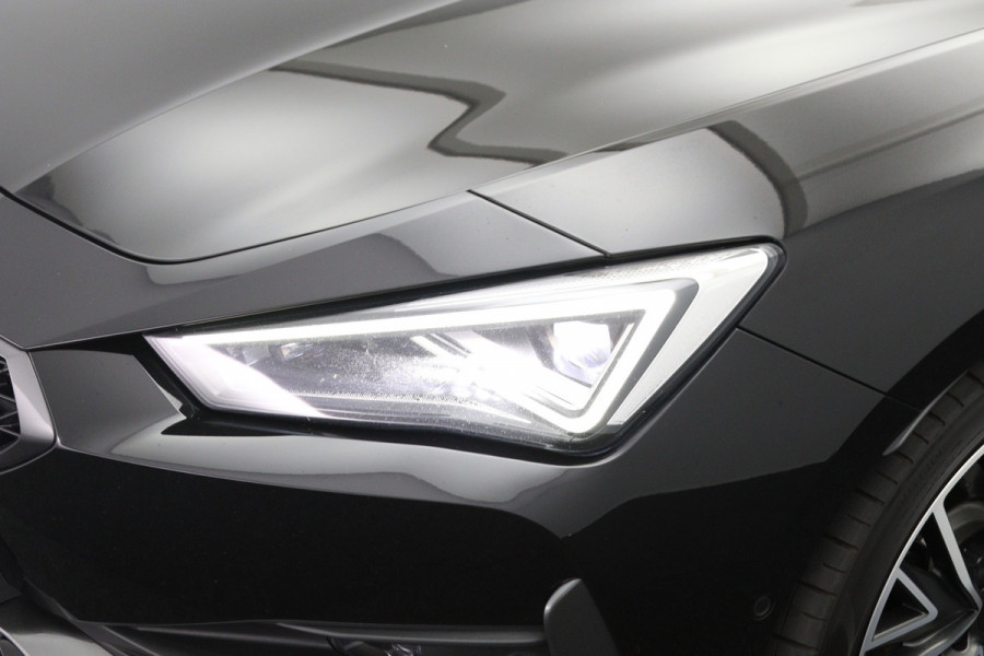 CUPRA Leon 1.4 e-Hybrid VZ 245 PK Performance PHEV, 19" LM Velgen, Winterpakket, Camera, Adap. Cruise Control, DCC