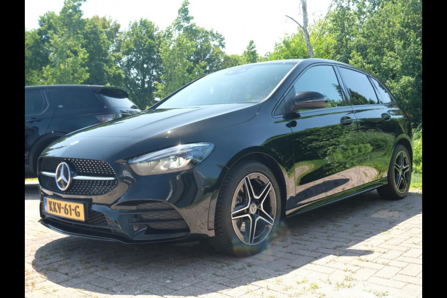 Mercedes-Benz B-Klasse 250 e AMG Line 217 PK | Stoelverwarming | Camera | Navigatiesysteem | Getint warmtewerend glas