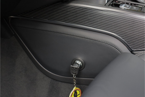 Audi RS6 4.0 V8 Quattro MTM **Akrapovic/Dynamic pakket/Matrix/Pano/HUD/ACC**