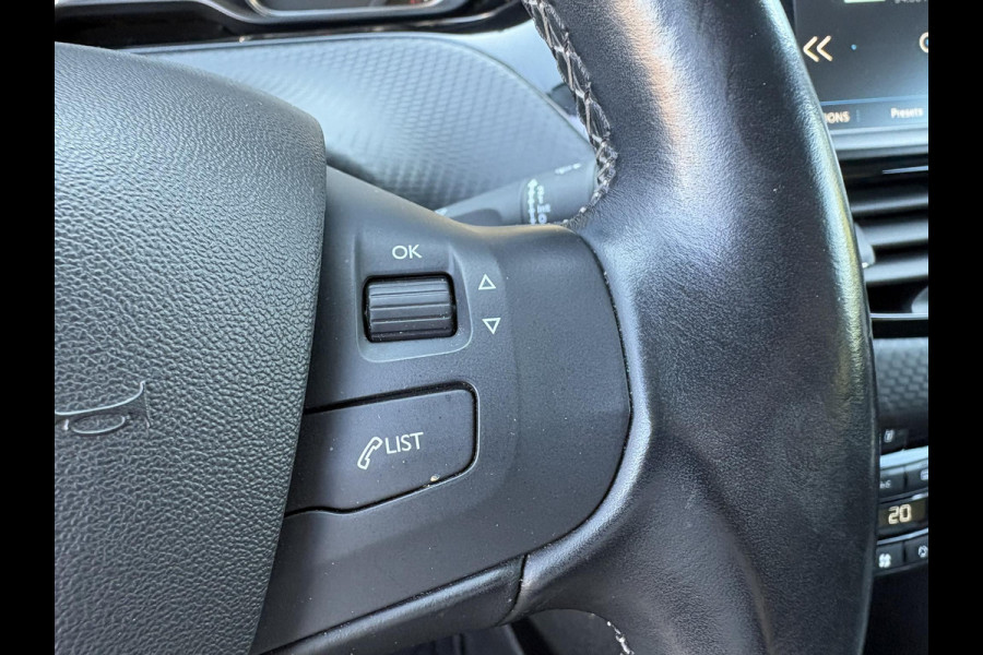 Peugeot 2008 1.2 PureTech Blue Lease Allure | Limited | Climate Control | Navigatie | Half-Leder | Trekhaak |