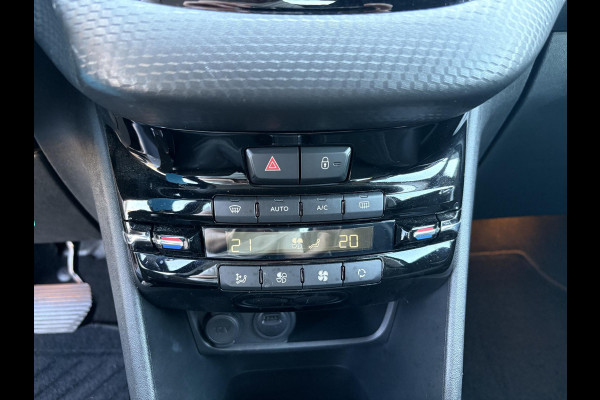 Peugeot 2008 1.2 PureTech Blue Lease Allure | Limited | Climate Control | Navigatie | Half-Leder | Trekhaak |