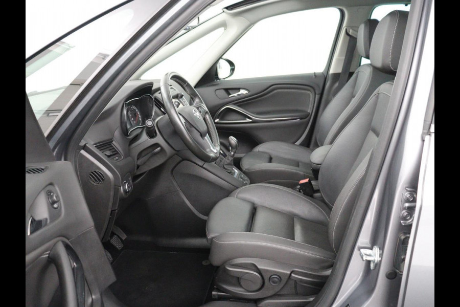 Opel Zafira 1.4 Turbo Business Executive 7p. Opc-Line | Panoramadak | Leder | Trekhaak | Camera | Stuur/stoel verwarming | Cruise control | Navigatie | Climate control | Full LED