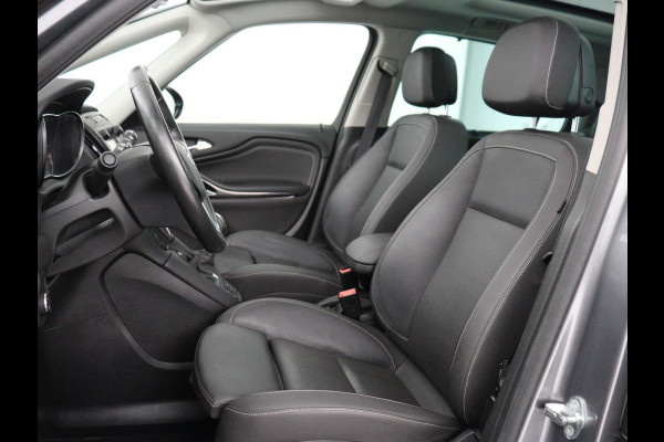Opel Zafira 1.4 Turbo Business Executive 7p. Opc-Line | Panoramadak | Leder | Trekhaak | Camera | Stuur/stoel verwarming | Cruise control | Navigatie | Climate control | Full LED