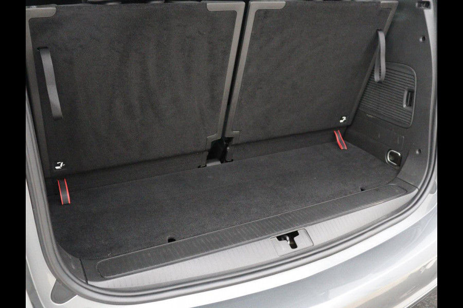 Opel Zafira 1.4 Turbo Business Executive 7p. Opc-Line | Panoramadak | Leder | Trekhaak | Camera | Stuur/stoel verwarming | Cruise control | Navigatie | Climate control | Full LED