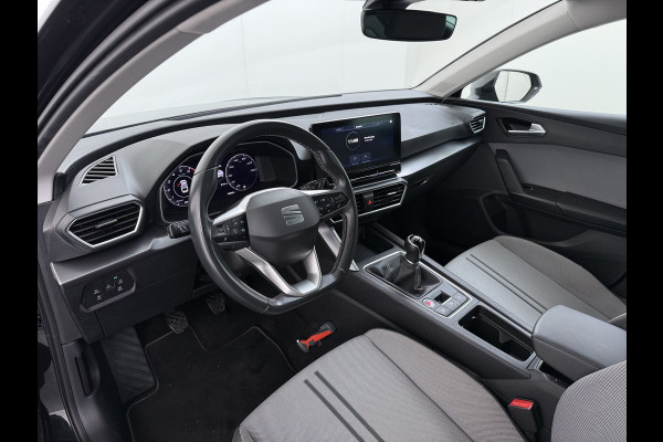 Seat Leon Sportstourer 1.5TSI 131PK Adap.Cruise Trekhaak 3-Zone Ecc Camera Navi Apple Carplay Android Auto Pdc Style Business Intense Lmv Led Bluetooth Keyless Isofix 1.400KG Trekgewicht Rijstrooksensor 1e Eigenaar Dealeronderhouden Origineel Nederlandse Auto