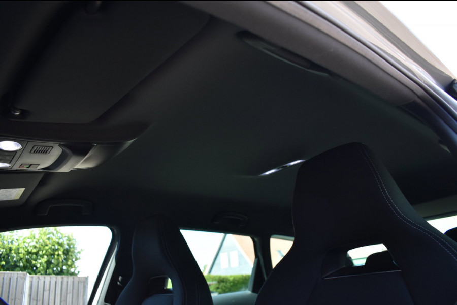 Škoda Karoq 1.5 TSI ACT Sportline | TREKHAAK | STEEL GREY | ADAPTIEVE CRUISE CONTROLE | CAMERA | NAP | STOELVERWARMING | CANTON