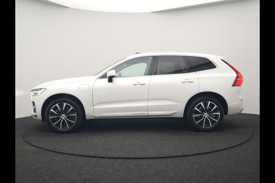 Volvo XC60 T6 AWD Plus Bright LONG RANGE PHEV 350pk Dealer O.H. | Trekhaak Af Fabriek | Panodak | Adaptive Cruise | Camera | Lederen Sportstoelen Memory & Verwarmd | Keyless | Blis | Stuur Verwarmd | Google Assistent | 20"L.M | Apple Carplay | DAB | Plug In Hybrid |