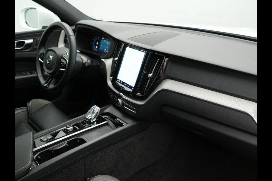 Volvo XC60 T6 AWD Plus Bright LONG RANGE PHEV 350pk Dealer O.H. | Trekhaak Af Fabriek | Panodak | Adaptive Cruise | Camera | Lederen Sportstoelen Memory & Verwarmd | Keyless | Blis | Stuur Verwarmd | Google Assistent | 20"L.M | Apple Carplay | DAB | Plug In Hybrid |