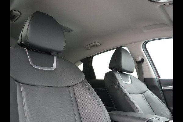 Hyundai Tucson 1.6 T-GDI Premium 4WD PHEV 265pk Dealer O.H. | Trekhaak Afn. | Adaptive Cruise | Krell Audio | Camera | Lederen Sportstoelen Ventilatie & Memory | Keyless | Blis | Stoelen & Stuur Verwarmd | Apple Carplay | Navigatie | DAB | Plug In Hybrid |