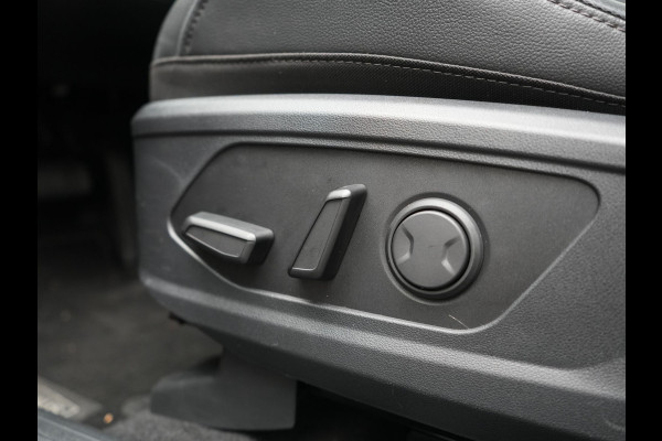 Hyundai Tucson 1.6 T-GDI Premium 4WD PHEV 265pk Dealer O.H. | Trekhaak Afn. | Adaptive Cruise | Krell Audio | Camera | Lederen Sportstoelen Ventilatie & Memory | Keyless | Blis | Stoelen & Stuur Verwarmd | Apple Carplay | Navigatie | DAB | Plug In Hybrid |
