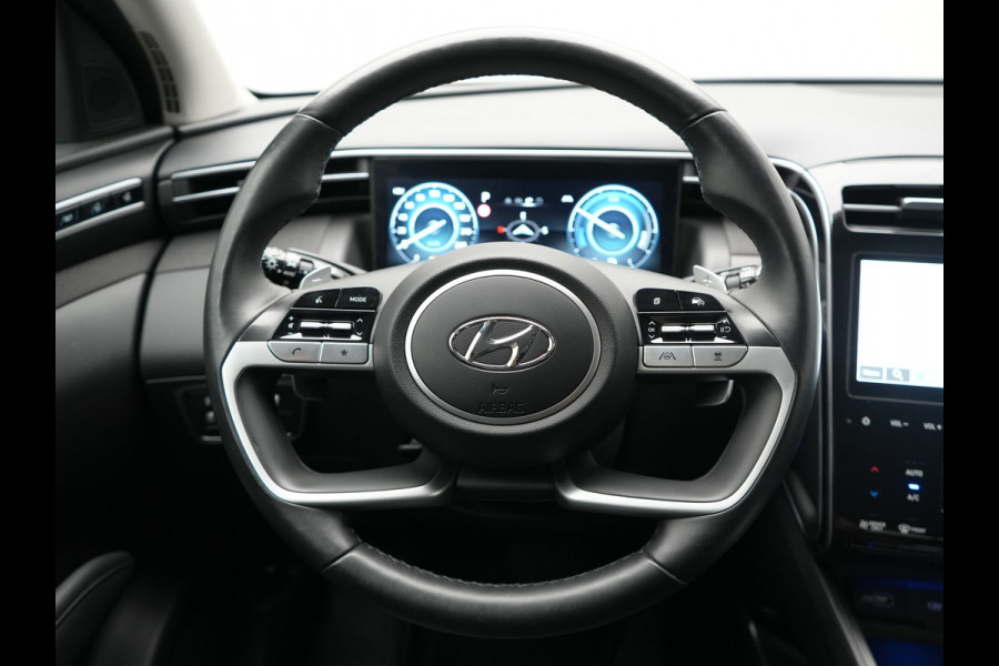 Hyundai Tucson 1.6 T-GDI Premium 4WD PHEV 265pk Dealer O.H. | Trekhaak Afn. | Adaptive Cruise | Krell Audio | Camera | Lederen Sportstoelen Ventilatie & Memory | Keyless | Blis | Stoelen & Stuur Verwarmd | Apple Carplay | Navigatie | DAB | Plug In Hybrid |