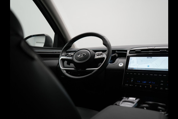 Hyundai Tucson 1.6 T-GDI Premium 4WD PHEV 265pk Dealer O.H. | Trekhaak Afn. | Adaptive Cruise | Krell Audio | Camera | Lederen Sportstoelen Ventilatie & Memory | Keyless | Blis | Stoelen & Stuur Verwarmd | Apple Carplay | Navigatie | DAB | Plug In Hybrid |
