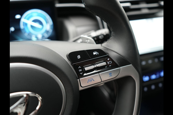 Hyundai Tucson 1.6 T-GDI Premium 4WD PHEV 265pk Dealer O.H. | Trekhaak Afn. | Adaptive Cruise | Krell Audio | Camera | Lederen Sportstoelen Ventilatie & Memory | Keyless | Blis | Stoelen & Stuur Verwarmd | Apple Carplay | Navigatie | DAB | Plug In Hybrid |