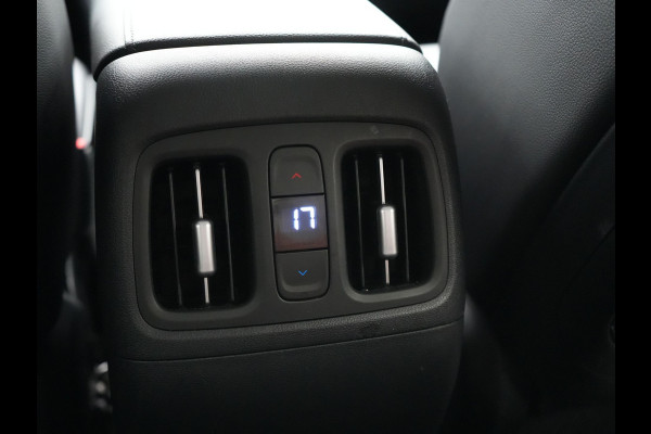 Hyundai Tucson 1.6 T-GDI Premium 4WD PHEV 265pk Dealer O.H. | Trekhaak Afn. | Adaptive Cruise | Krell Audio | Camera | Lederen Sportstoelen Ventilatie & Memory | Keyless | Blis | Stoelen & Stuur Verwarmd | Apple Carplay | Navigatie | DAB | Plug In Hybrid |