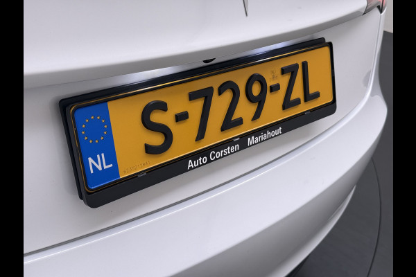 Tesla Model 3 Standard RWD Plus SOH 91% Warmtepomp Trekhaak LFP Accu Panoramadak Navi Camera's Leder Memory Stuur+Stoelverwarming Traffic-Aware Cruise Control AMD Ryzen™ Elek.Achterklep Led 1.000KG Trekgewicht Origineel Nederlandse Auto