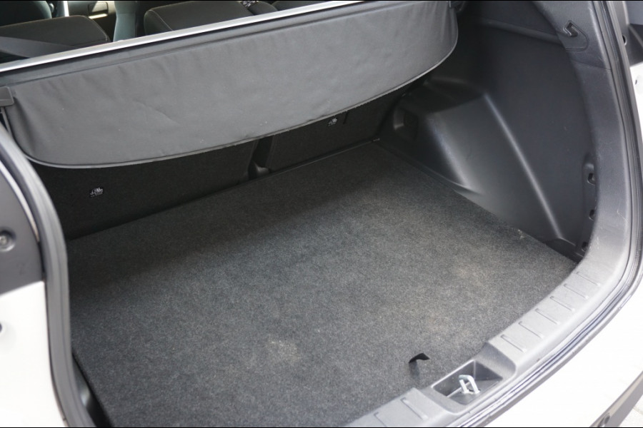 Mitsubishi Eclipse Cross 163PK First Edition AUTOM. | TREKHAAK | CAMERA | WINTERPACK