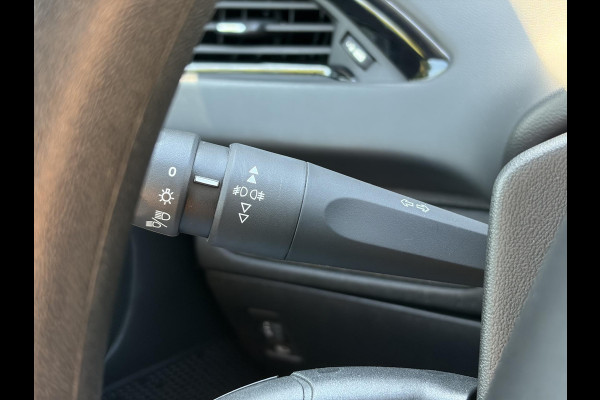 Peugeot 208 1.2 PureTech Blue Lion D-Riem vv in 2026,2e Eigenaar,Navi,Airco,Cruise,Dealer Onderhouden,Pdc,Recent beurt gehad,N.A.P,Apk tot 08-2027