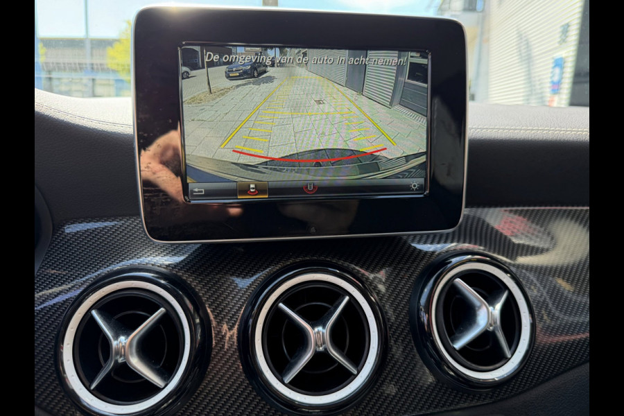 Mercedes-Benz CLA-Klasse Shooting Brake 180 AMG - Automaat I Airco I Sport pakket I LED I PDC I 1/2 Leer I Dealer onderhouden