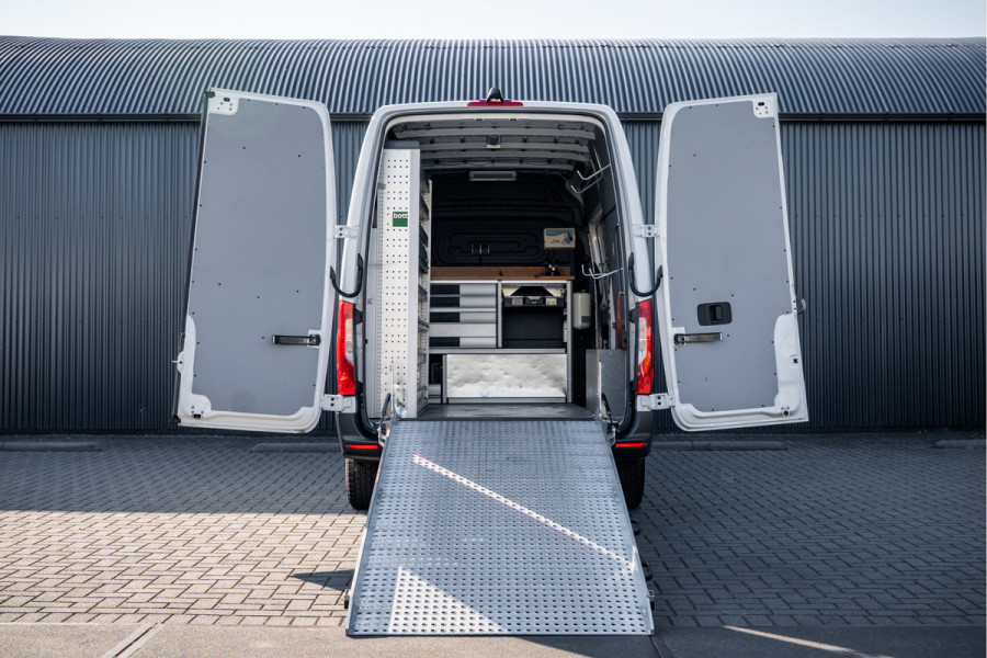Mercedes-Benz Sprinter 311 CDI RWD L2H2 | Volledig Ingericht | Mbux | Camera | Climatronic