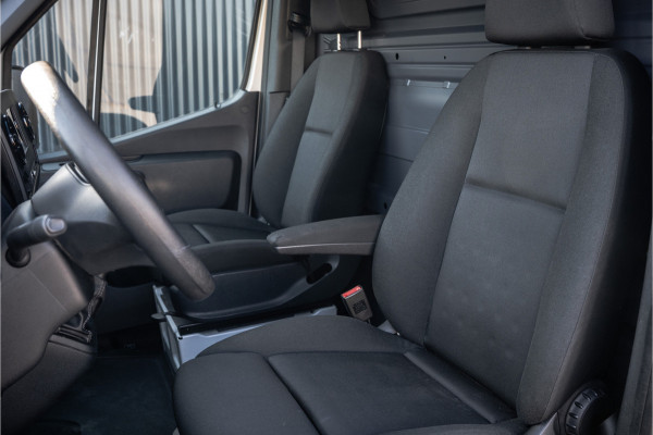 Mercedes-Benz Sprinter 311 CDI RWD L2H2 | Volledig Ingericht | Mbux | Camera | Climatronic
