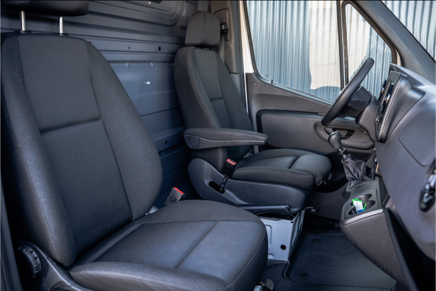 Mercedes-Benz Sprinter 311 CDI RWD L2H2 | Volledig Ingericht | Mbux | Camera | Climatronic